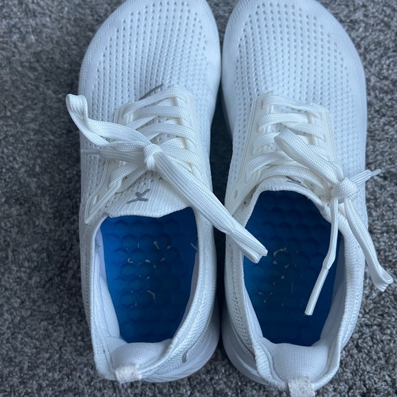 Flux adapt runner running shoes size 7 - Picture 10 of 12